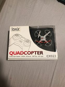 Quadcopter drone
