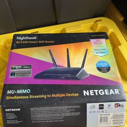 NETGEAR Nighthawk AC2300 Smart WiFi Router