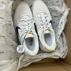 Nike Kobe 8 Protro Lakers Home HF9550-100  Size 8