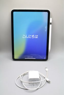 Apple iPad A2757 with Apple Pen A3085