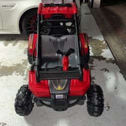 Red Power wheels 2022 