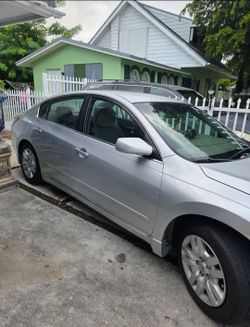 Nissan Altima 2011