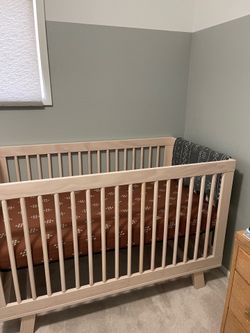 Babyletto Hudson Crib in Washed natural