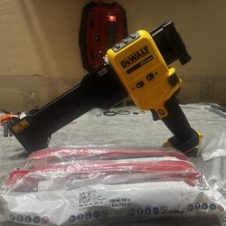 Dewalt DCE591 Epoxy Gun