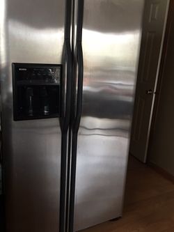 Kenmore Stainless Refrigerator Side by Side