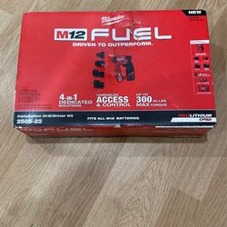 Milwaukee Fuel Drill/Driver Kit