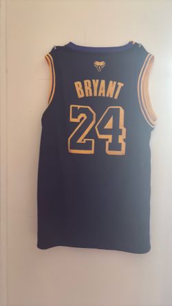 Kobe Bryant jersey