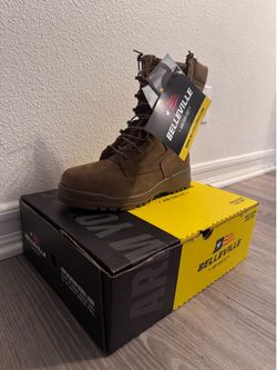Steel toe boots