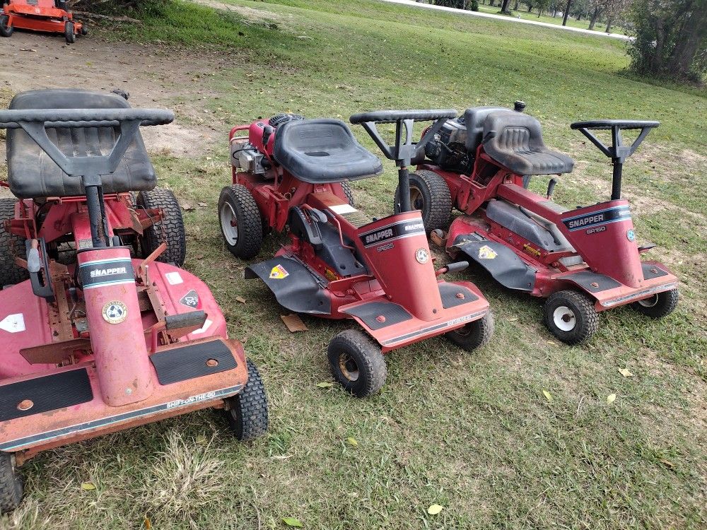 3 snapper riding mowers 375 cash firm all need a little work won't ...
