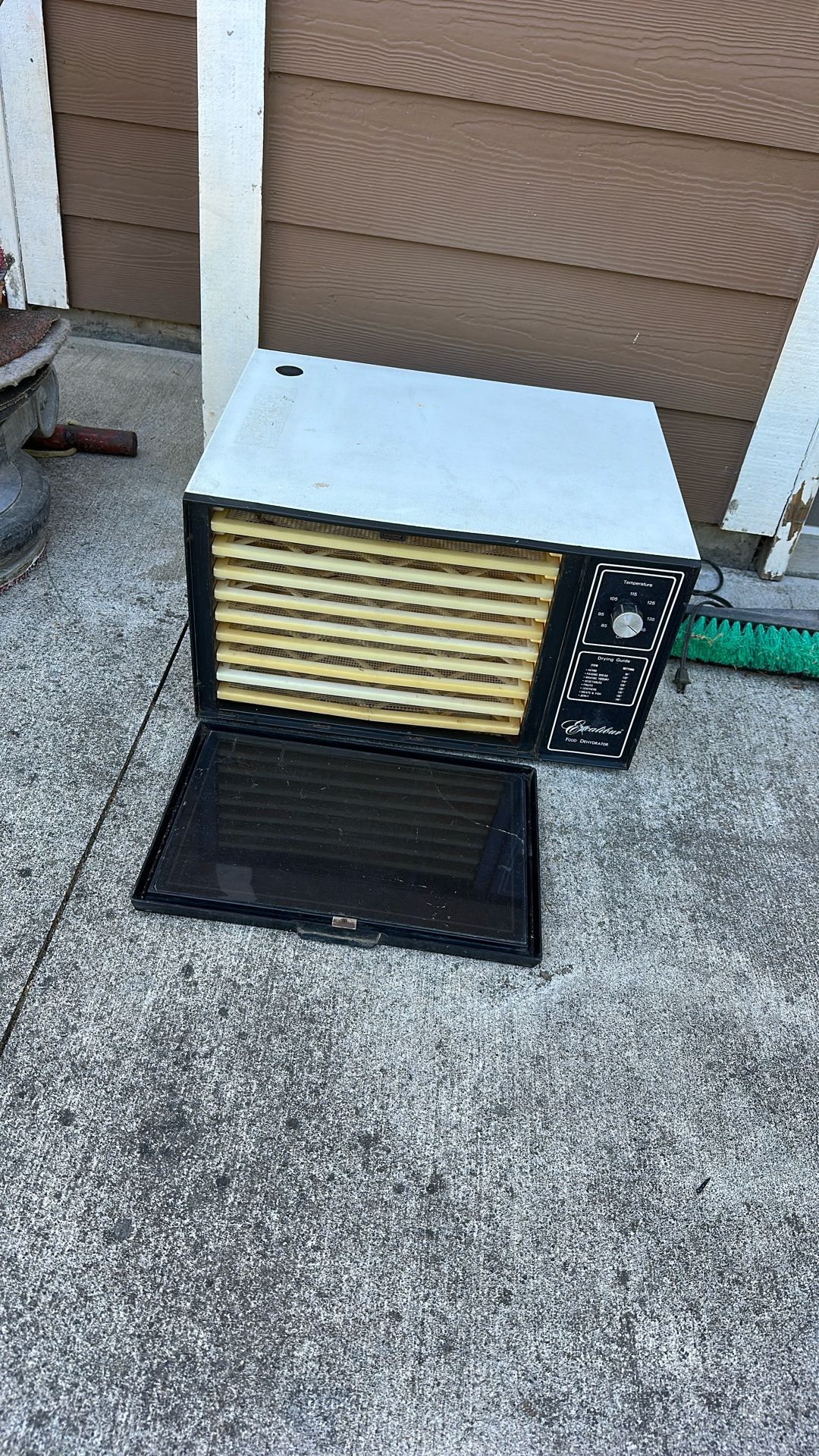 Dehydrator Free