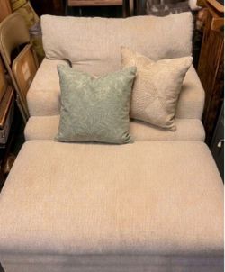 Oversize Chair