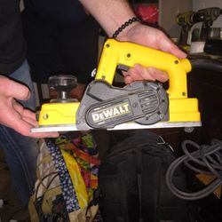 DeWalt Planer