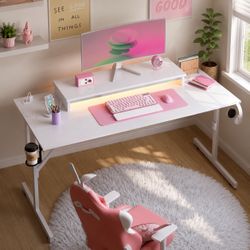 52-in W White Computer Desk with Power Outlets and USB Charging Ports