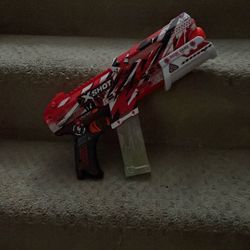 Xshot Hyper Gel Clutch Blaster 