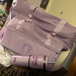 RTIC Cooler W/matching 28oz Tumbler 