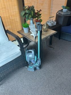 Shark rocket corded vacuum