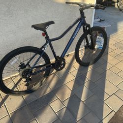 Schwinn Junction mountain bike 26 inch trims