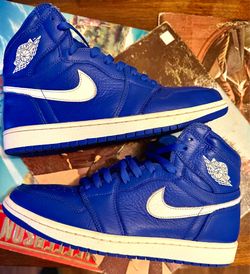 Awesome 👏 !! Air Jordan 1 Retro High OG ‘Hyper Royal’ (2018) – Size 10 !