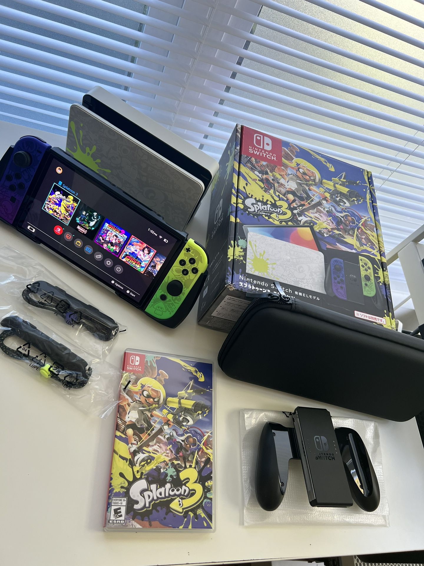 Nintendo Switch OLED Gen 2 Splatoon 3 Edition Bundle with Game, Case, GriP