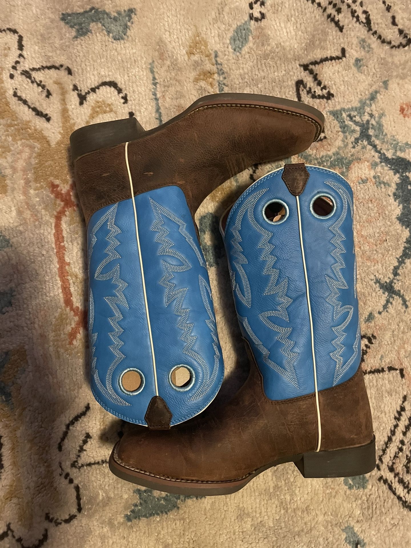 Blue Ariat Boots *BRAND NEW*