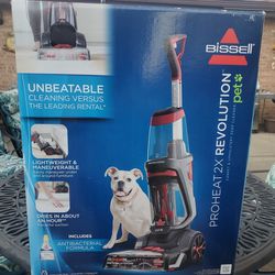 BISSELL CARPET SHAMPOOER  Proheat 2X Revolution Pet Including A Bottle Of Bissell Shampoo 