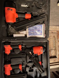 ‼️ NEW FRAMING AND OTHER NAIL GUNS SET IN A SUITCASE Campbell Hausfeld IronForce 4-Piece Pneumatic Nailer Kit‼️ Please, check my other listings and FO