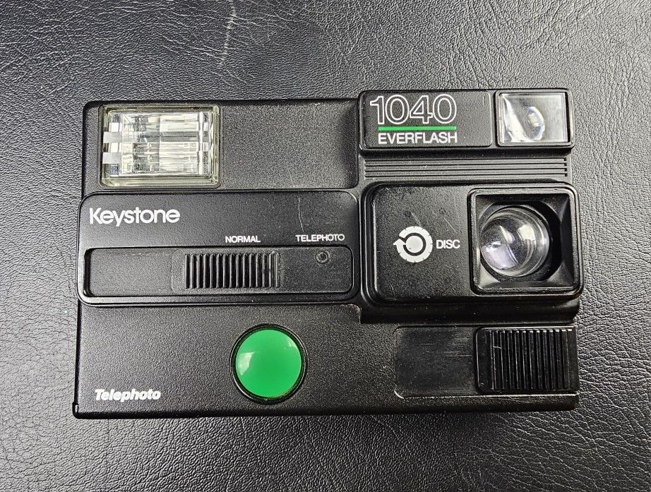 1992 Vintage KEYSTONE 1040 EVERFLASH Telephoto Disc Film Camera 28mm-50mm (Tested)