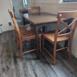 Dining Table For Sale!
