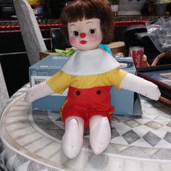 Vintage. Effanbee Pinnochio Doll 1982