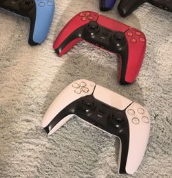 White Ps5 Controller