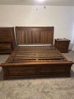 King Bed + Bedroom Furniture