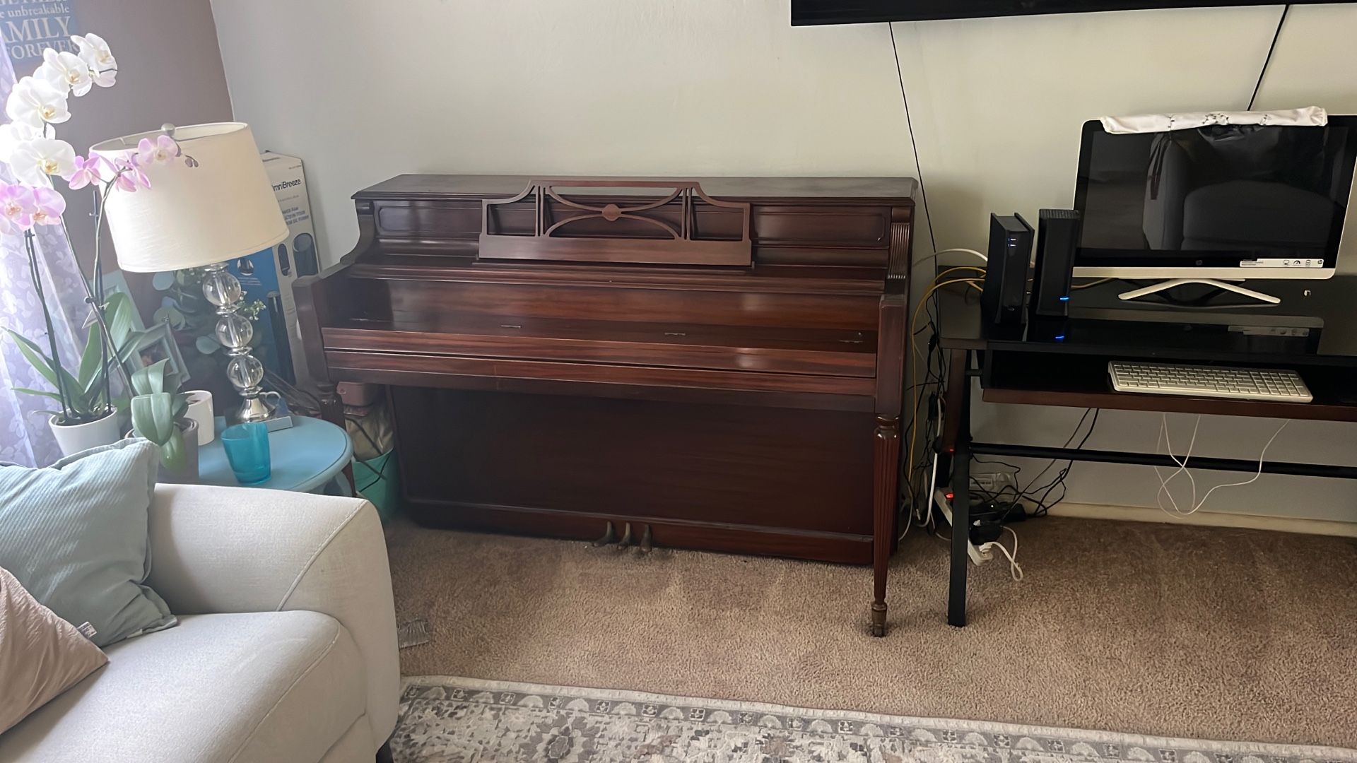 Story And Clark Upright Piano