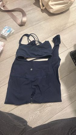 Lululemon Navy Ribbed Sports Bra and Shorts Set Lululemon