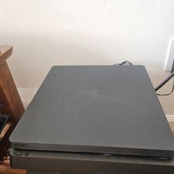 PS4 Slim 1 TB All Cables 3 Controllers 3 Games Works Perfect Pickup Only 92104