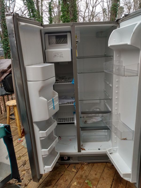 New refrigerator get damaged willing to sell for less for Sale in Smoke