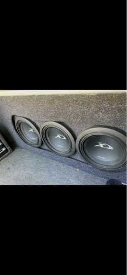 3 10” alpine type x subwoofers in box