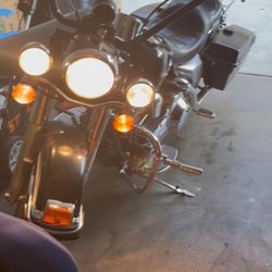 1997 Harley Davidson Road King Police Bike