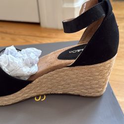 Summer sandals shoes size 8.5 new