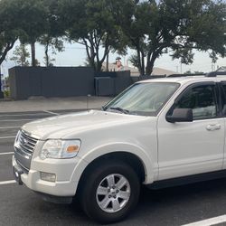 2010 Ford Explorer