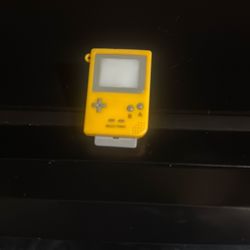 Vintage Nintendo Gane Boy Color Yellow Push Up Game Cartridge Mario