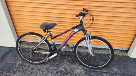 schwinn sidewinder mountain bike