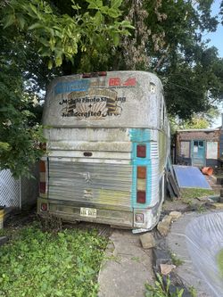 Tour Bus