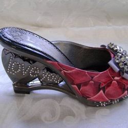 New Women’s Lasiny Shoes