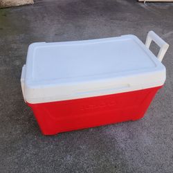 Igloo 48 QT Ice Chest Cooler