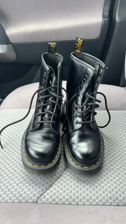 Doc marten boots size 5