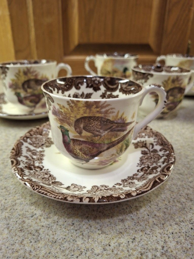 Royal Worcester Group Palissy England Game Series Cups & Saucers 4