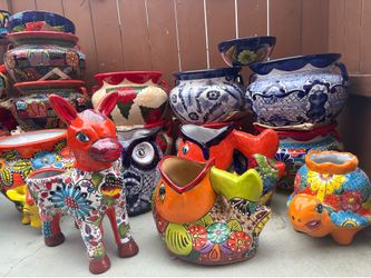 Macetas de Talavera y Decoraciónes,diferentes Diseños y diferentes $$precios .
