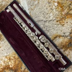 Yamaha Silver Flute 461 Open Hole in Case