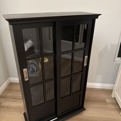 Glass cabinet
