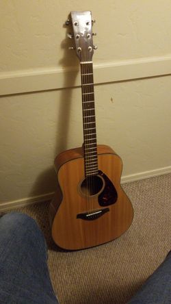 Yamaha 6 string